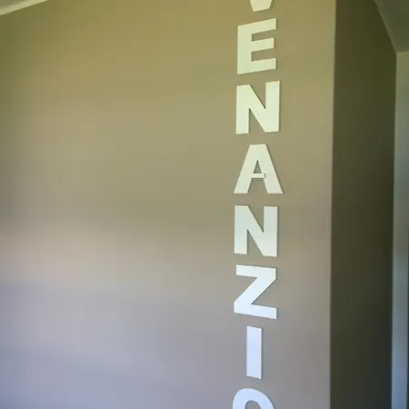 Venanzio! Lägenhet Pianello Del Lario